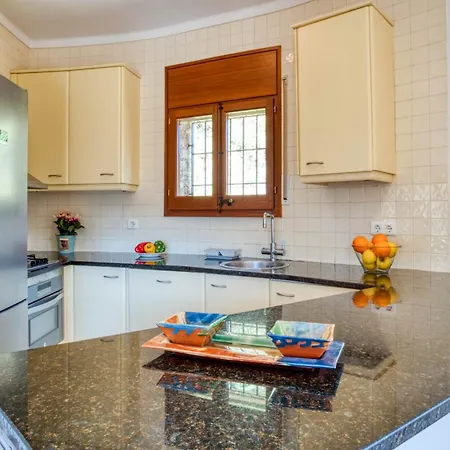 - Sa Riera 152 Begur